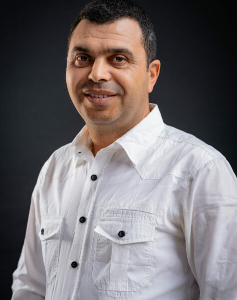 Technicien senior N. Aouani Technicien senior N. Aouani